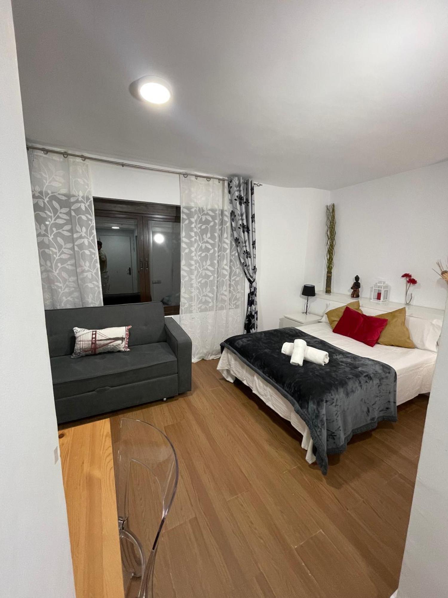 Resitur Luxury Suit 6 Sevilla Buitenkant foto