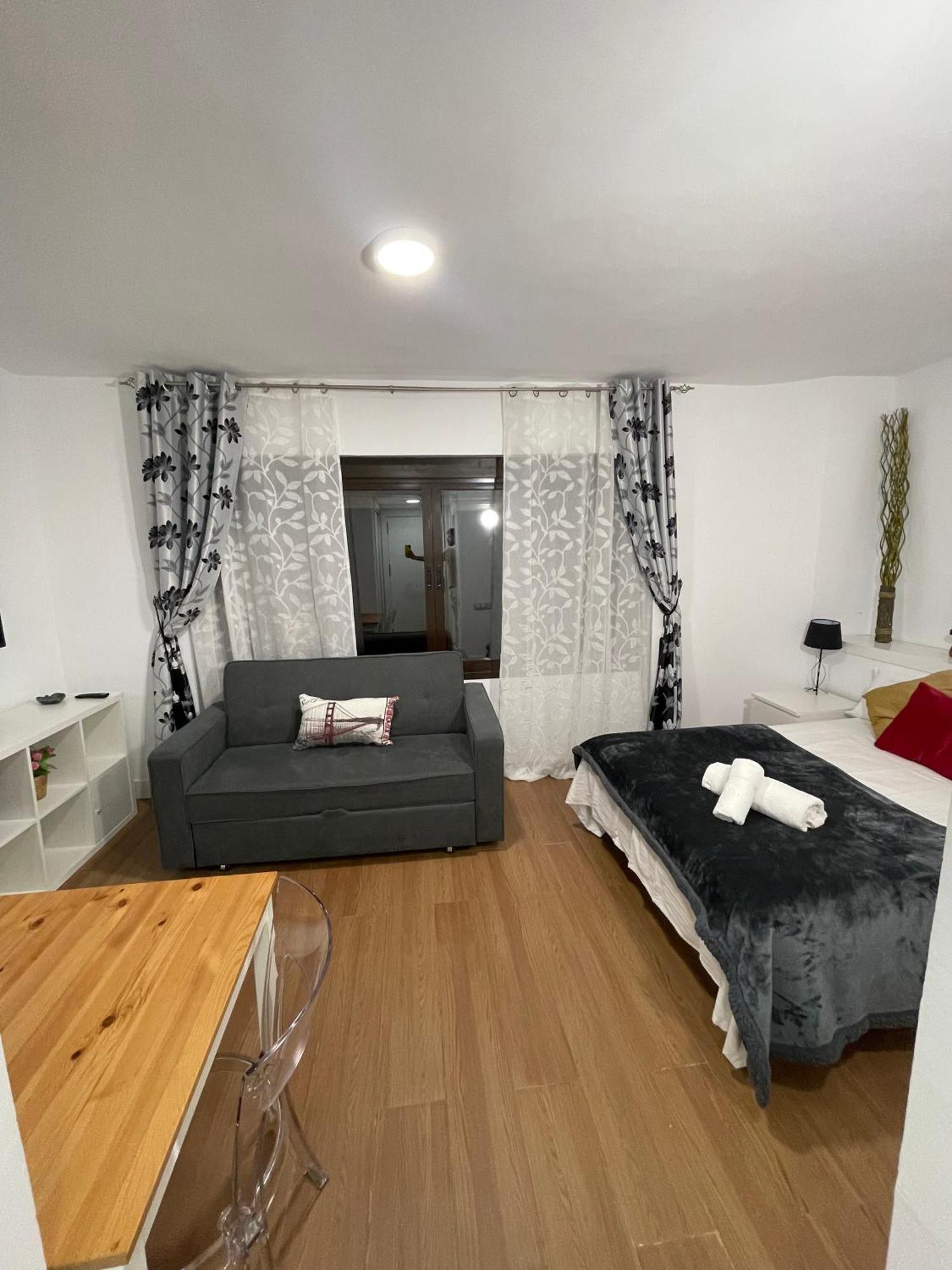Resitur Luxury Suit 6 Sevilla Buitenkant foto